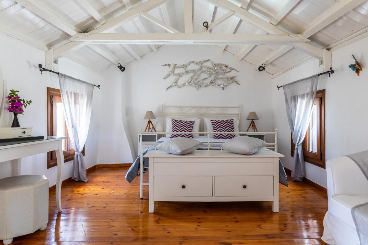 Villa Fotini Kalivi In Raches Panormos  Kültér fotó